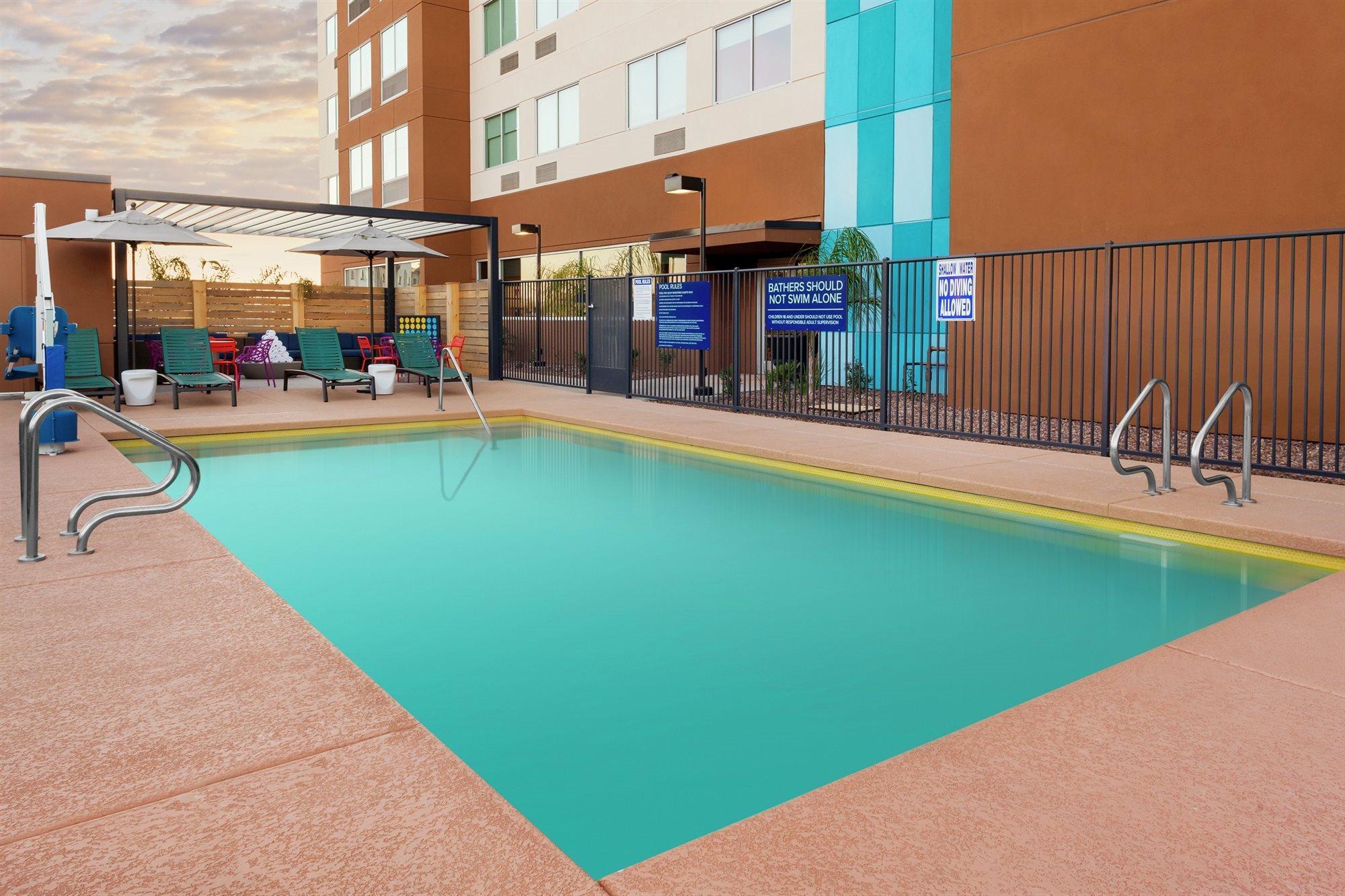 Tru By Hilton Gilbert Hotel Exterior foto